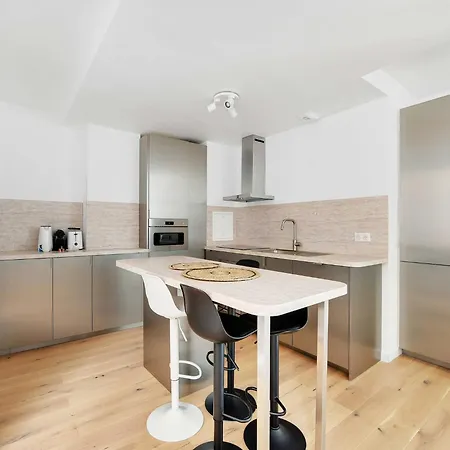 公寓 Exclusive Duplex -5bd 10p-
