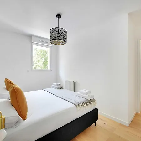 Exclusive Duplex -5bd 10p-